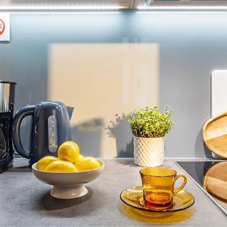 Mokotowska Near Us Embassy By Mia Warsaw