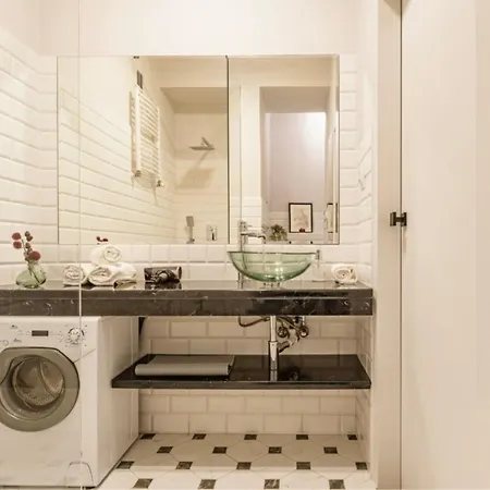 Mokotowska Near Us Embassy By Mia Apartment *