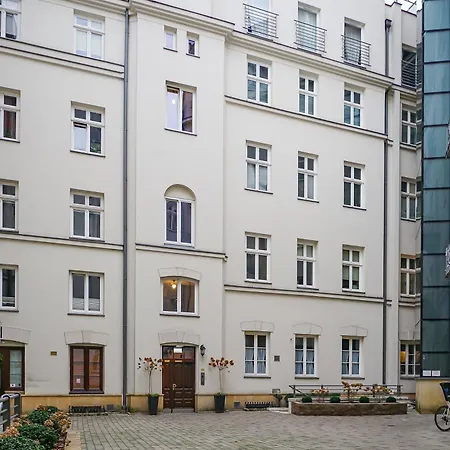 公寓 Mokotowska Near Us Embassy By Mia