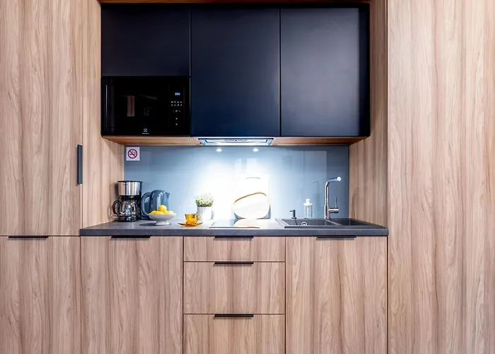 Mokotowska Near Us Embassy By Mia Warsaw